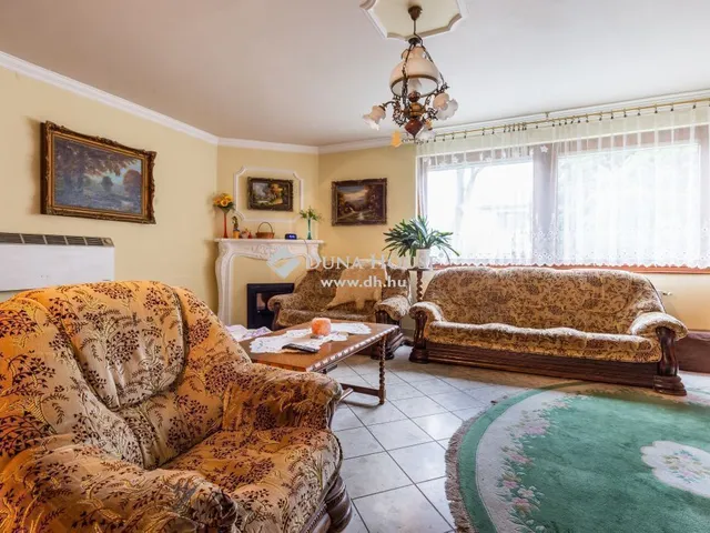 Eladó ház Budapest XVI. kerület, Sashalom 131 nm