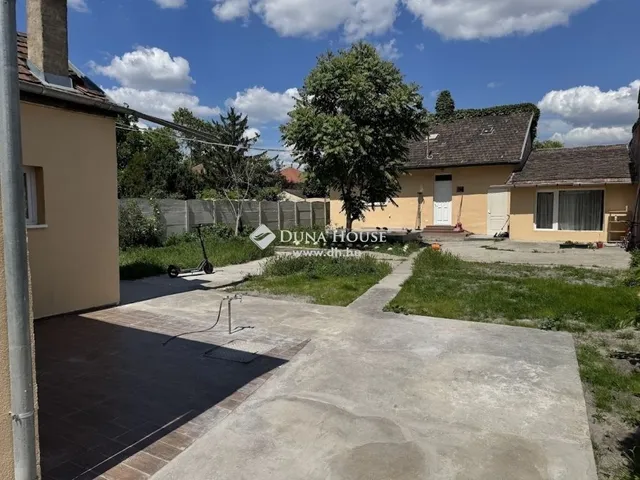 Eladó ház Budapest XX. kerület 201 nm