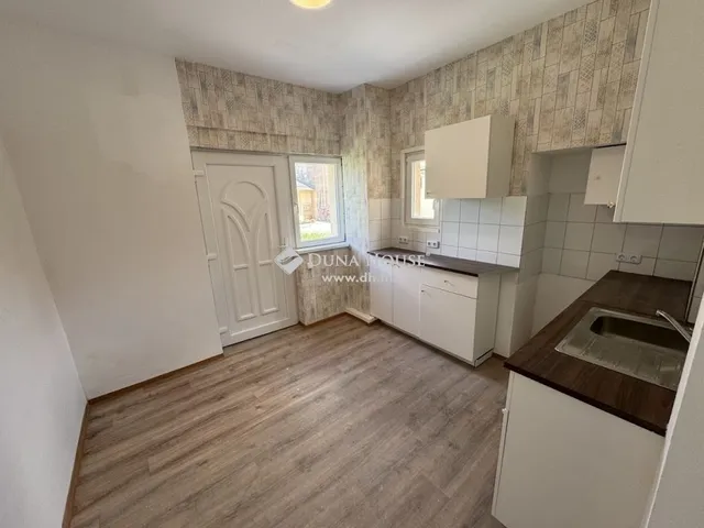 Eladó ház Budapest XX. kerület 201 nm