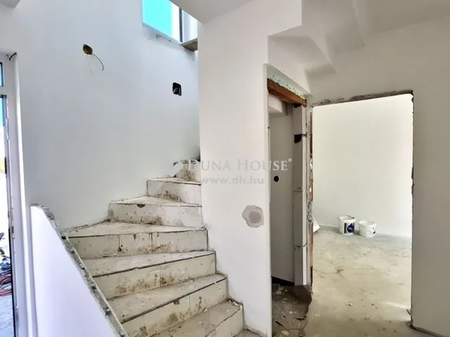 Eladó ház Budapest III. kerület, Aranyhegy 106 nm