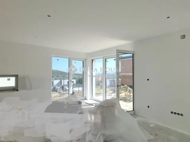 Eladó ház Budapest III. kerület, Aranyhegy 106 nm