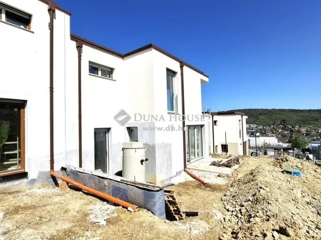 Eladó ház Budapest III. kerület, Aranyhegy 106 nm