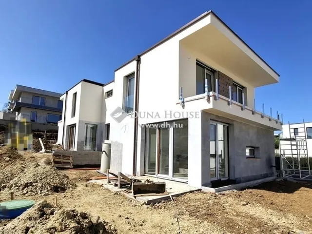 Eladó ház Budapest III. kerület, Aranyhegy 106 nm