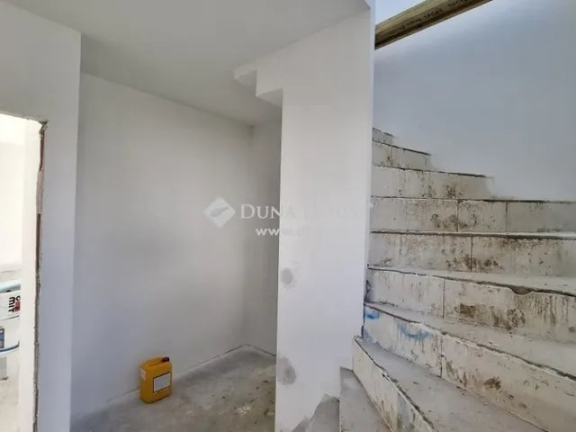 Eladó ház Budapest III. kerület, Aranyhegy 106 nm