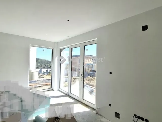 Eladó ház Budapest III. kerület, Aranyhegy 106 nm