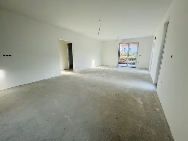 Eladó ház Nagytarcsa 110 nm