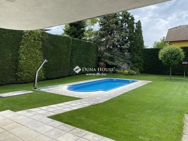 Eladó ház Budapest XVII. kerület 210 nm