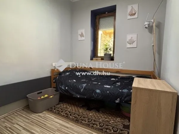 Eladó ház Csömör 204 nm