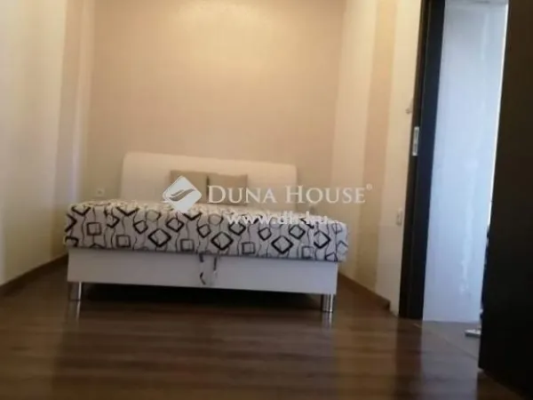 Eladó ház Vecsés 120 nm