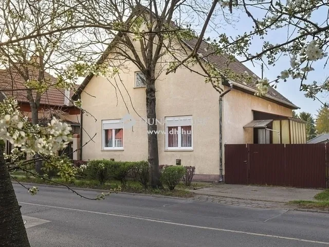 Eladó ház Budapest XVI. kerület, Rákosszentmihály 90 nm