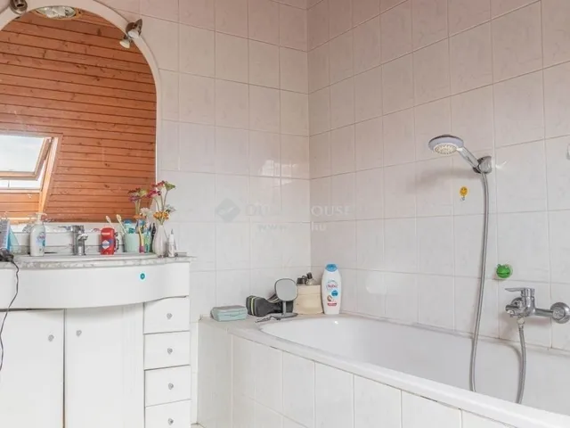 Eladó ház Budapest XX. kerület 130 nm