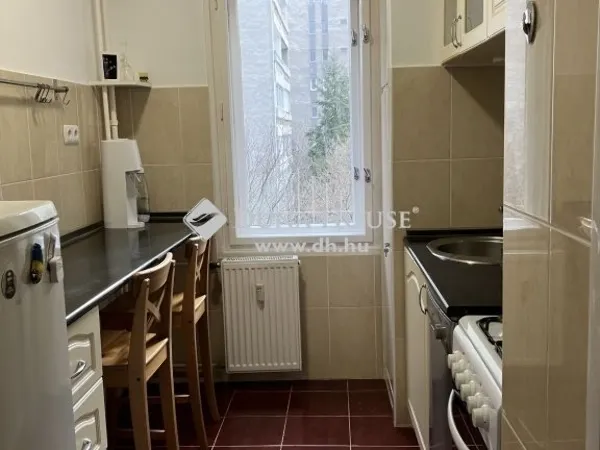 Eladó lakás Budapest II. kerület 45 nm