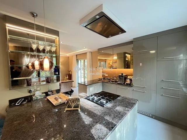 Eladó lakás Budapest I. kerület 80 nm