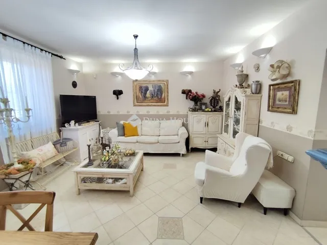 Eladó ház Budapest XXI. kerület, Csepel Kertváros 262 nm