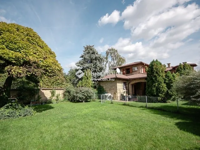 Eladó ház Budapest XXI. kerület, Csepel Kertváros 262 nm