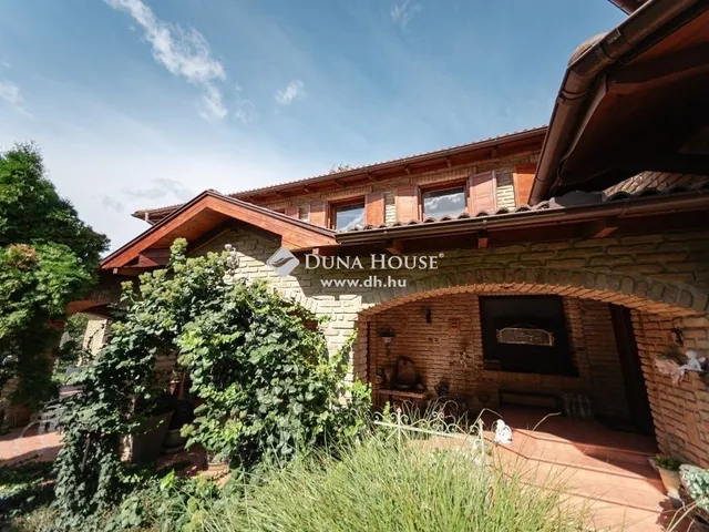 Eladó ház Budapest XXI. kerület, Csepel Kertváros 262 nm