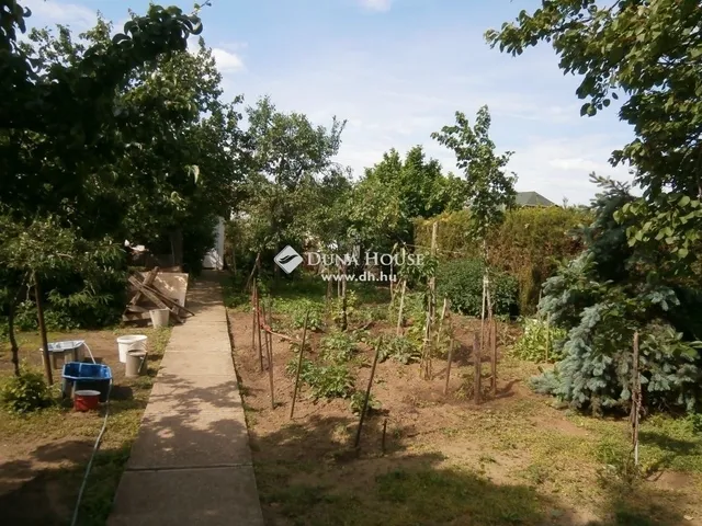 Eladó ház Budapest XVIII. kerület, Újpéteritelep 175 nm