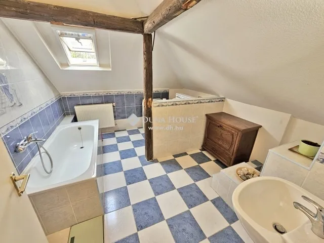 Eladó ház Budapest XXI. kerület, Vízmű lakótelep 125 nm