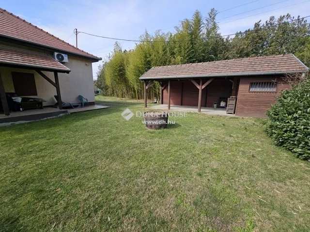 Eladó ház Budapest XXI. kerület, Vízmű lakótelep 125 nm