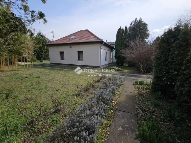 Eladó ház Budapest XXI. kerület, Vízmű lakótelep 125 nm