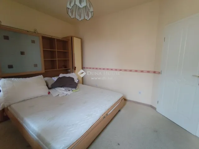 Eladó ház Budapest XVII. kerület 260 nm