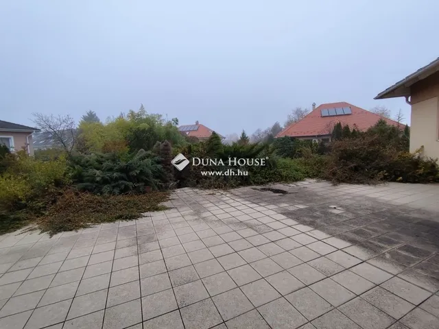 Eladó ház Budapest XVII. kerület 260 nm