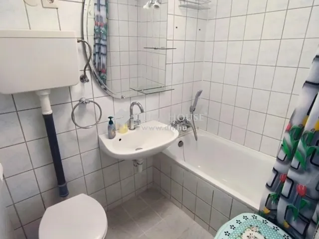Eladó ház Budapest XXI. kerület, Háros 48 nm