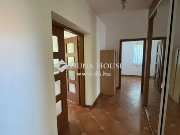 Eladó ház Budapest XVIII. kerület, Erzsébettelep 536 nm