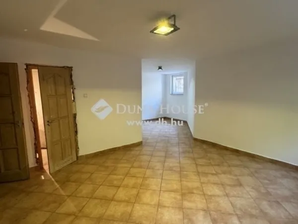 Eladó ház Budapest XVIII. kerület, Erzsébettelep 536 nm