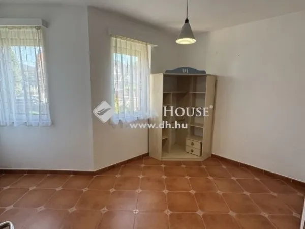 Eladó ház Budapest XVIII. kerület, Erzsébettelep 536 nm