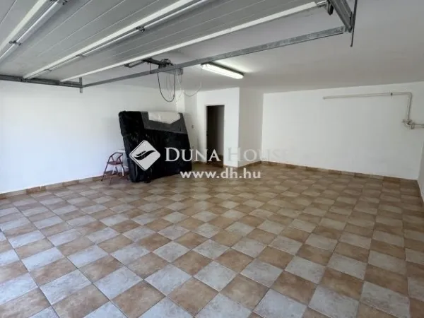 Eladó ház Budapest XVIII. kerület, Erzsébettelep 536 nm