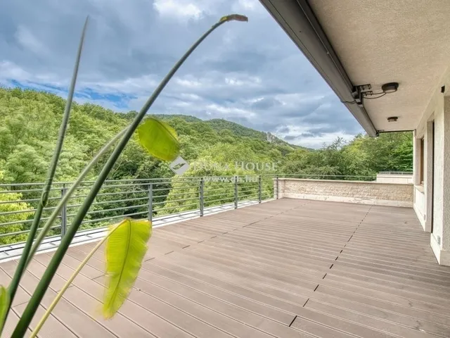 Eladó lakás Budapest XII. kerület, Zugliget 166 nm
