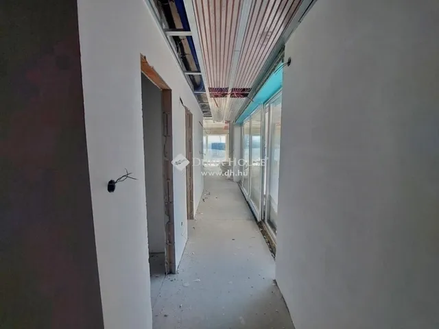 Eladó ház Pilisborosjenő 258 nm