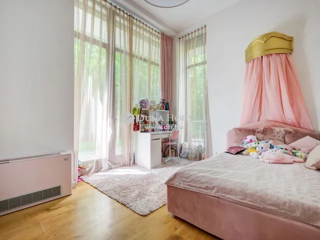 Eladó lakás Budapest XII. kerület, Virányos 240 nm