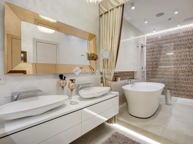 Eladó lakás Budapest XII. kerület, Virányos 240 nm