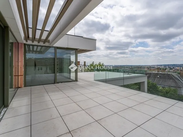 Eladó lakás Budapest XI. kerület, Gellérthegy 272 nm