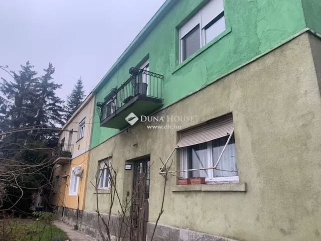 Eladó kereskedelmi és ipari ingatlan Budapest XI. kerület, Sasad-Sashegy XI. ker. 110 nm