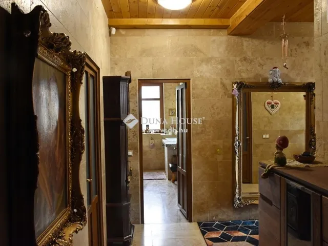 Eladó ház Budajenő 600 nm