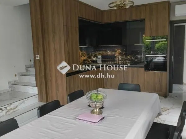 Eladó ház Budapest XV. kerület, Pestújhely 82 nm