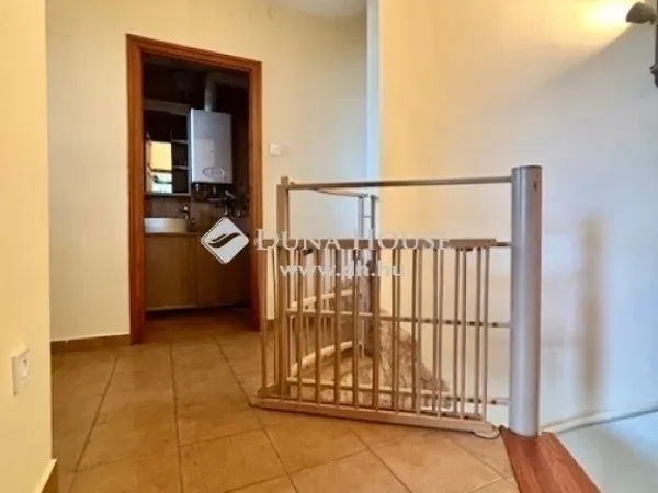 Eladó lakás Budapest XVIII. kerület, Alacskai úti lakótelep 74 nm