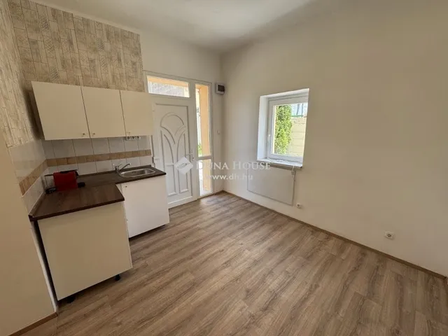 Eladó ház Budapest XX. kerület 201 nm