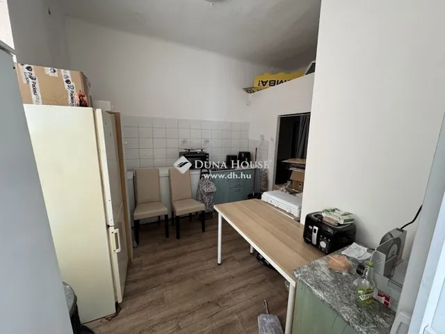 Eladó kereskedelmi és ipari ingatlan Budapest XX. kerület 46 nm