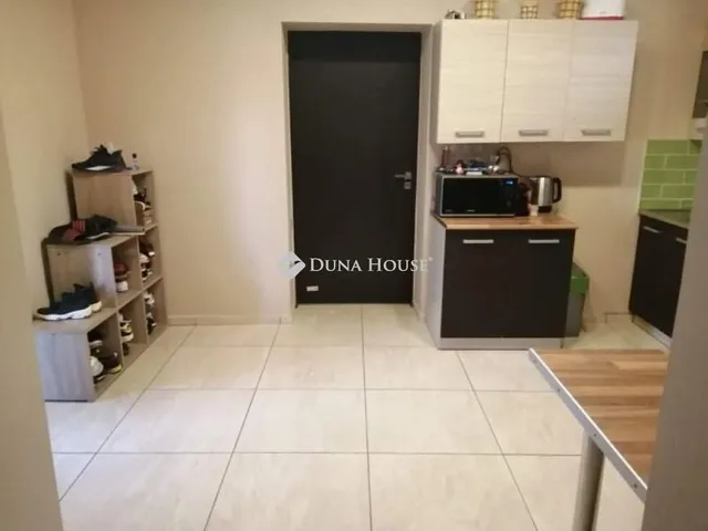 Eladó ház Vecsés 120 nm