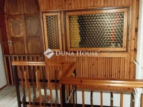 Eladó ház Vecsés 160 nm