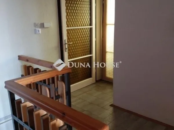 Eladó ház Vecsés 160 nm