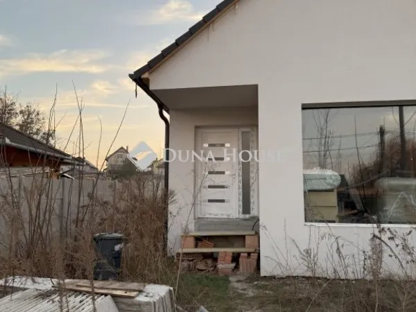 Eladó ház Gyál 72 nm