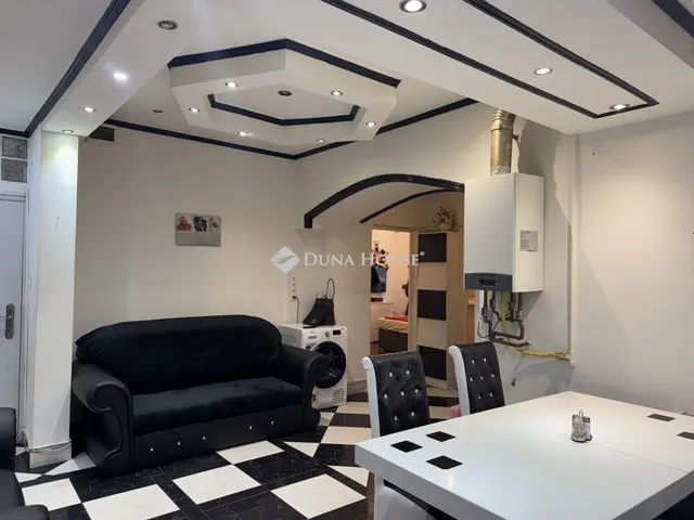 Eladó ház Budapest VIII. kerület 206 nm