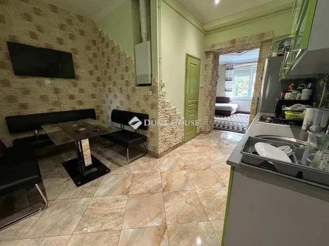 Eladó ház Budapest VIII. kerület 206 nm