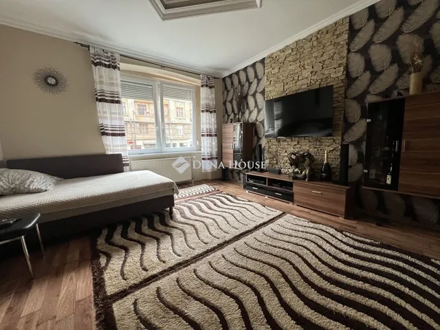 Eladó ház Budapest VIII. kerület 206 nm