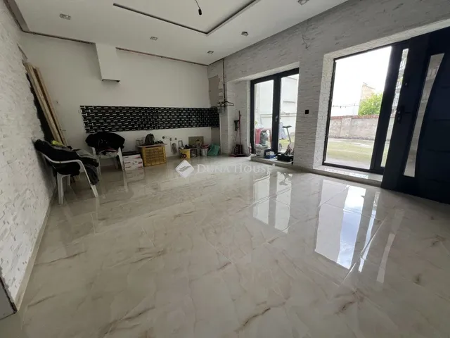 Eladó ház Budapest VIII. kerület 206 nm